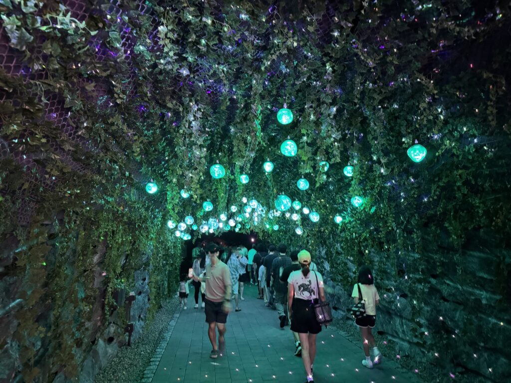 광명동굴 빛의 길 / Light Tunnel – Gwangmyeong Cave